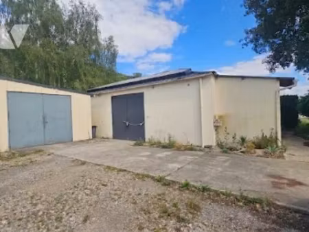 vente locaux professionnels à saint-saëns (76680)  177 300 €