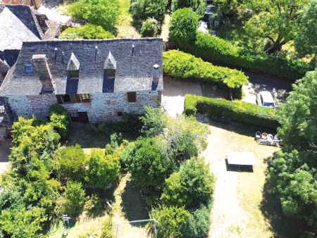 vente propriété 11 pièces 287 m² à collonges-la-rouge (19500)  359 000 €