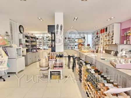 vente locaux professionnels 80 m² à mandelieu-la-napoule (06210)  82 500 €