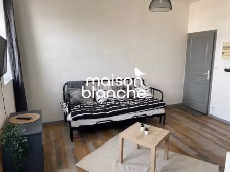 vente immeuble 96 m² à la rochelle (17000)  330 750 €