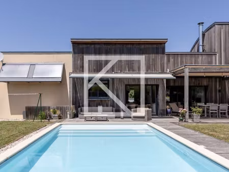 maison avec piscine coulaines (72)