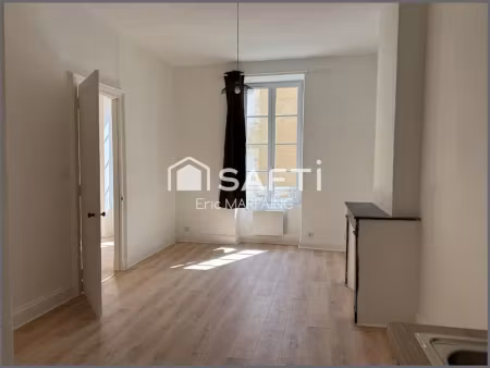location appartement 2 pièces 43 m² à condom (32100)  550 €