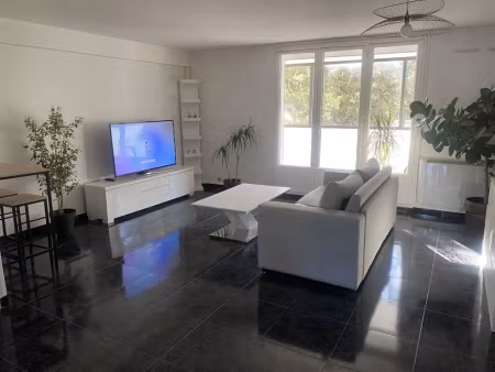 location meublée appartement 1 pièce 70 m² à montpellier (34000)  650 €