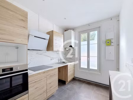 location maison 3 pièces 45 m² à cognac (16100)  680 €
