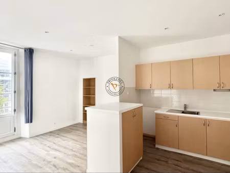 vente immeuble 1008 m² à nantes (44000)  2 781 000 €