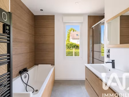 vente maison 4 pièces 78 m² à savigné-l'evêque (72460)  190 000 €