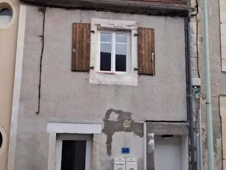 vente immeuble 4 pièces 85 m² à cosne-cours-sur-loire (58200)  77 000 €