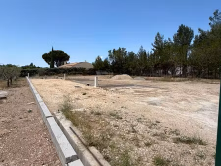 vente terrain 319 m² à aureille (13930)  155 000 €