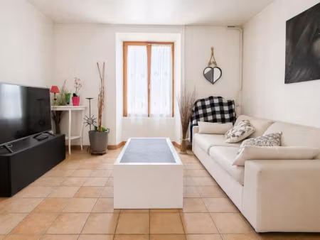 vente maison 4 pièces 97 m² à etiolles (91450)  250 000 €