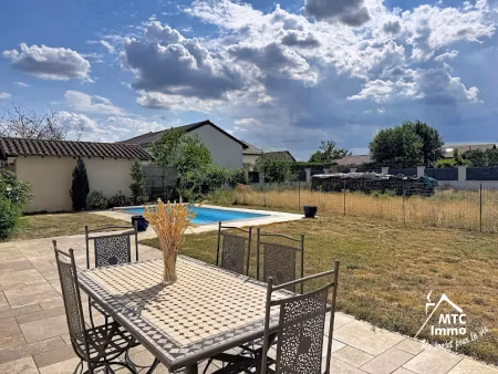 vente maison 5 pièces 205 m² à chamagnieu (38460)  430 000 €