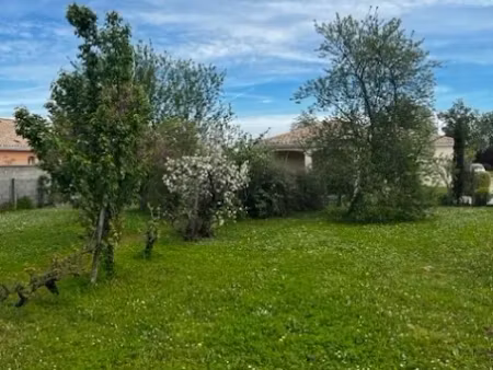vente terrain 1050 m² à chatellerault (86100)  70 000 €