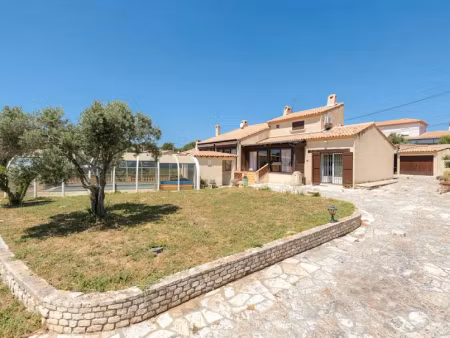 vente villa 4 pièces 153 m² à gignac-la-nerthe (13180)  535 500 €