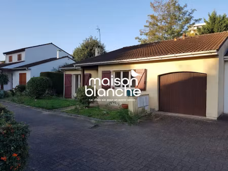 location maison 4 pièces 99 m² à merignac (33700)  1 223 €