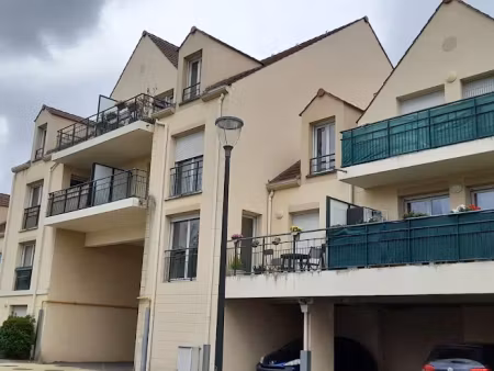 location appartement 2 pièces 35 m² à dourdan (91410)  730 €