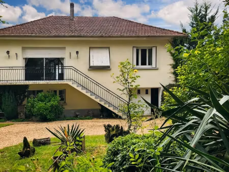 vente maison 7 pièces 174.5 m² à saint-leon-sur-l'isle (24110)  200 000 €