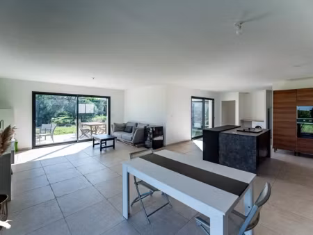 vente maison 4 pièces 110 m² à launac (31330)  265 000 €