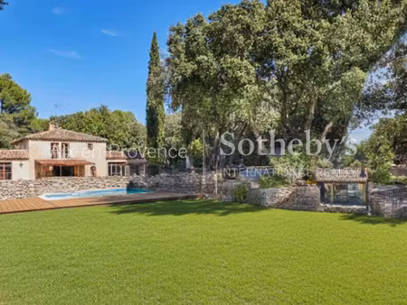 maison avec piscine et terrasse aix-en-provence (13)
