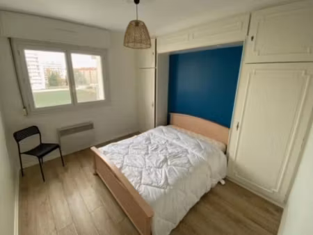 location meublée appartement 3 pièces 61 m² à villeurbanne (69100)  1 140 €