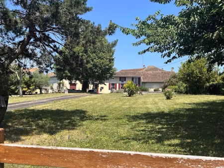 vente maison 6 pièces 182 m² à saint-amant (16190)  191 500 €