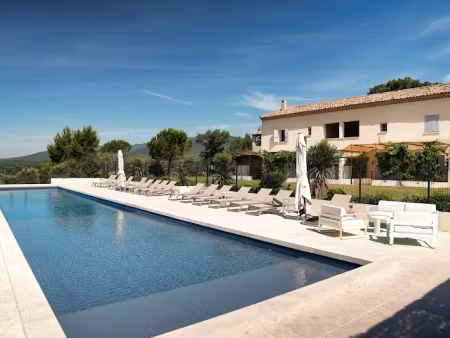 vente maison 18 pièces 564 m² à la bastide-des-jourdans (84240)  2 130 000 €