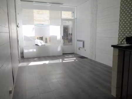 vente locaux professionnels 43.5 m² à rochefort (17300)  132 960 €