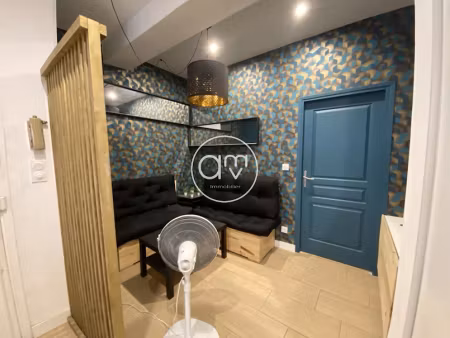 location meublée appartement 4 pièces 80.35 m² à toulon (83000)  1 290 €