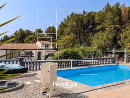 vente maison 4 pièces 140 m² à evenos (83330)  725 000 €