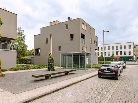 appartement penthouse clé en main avec terrasse spacieuse et