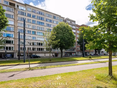 appartement lumineux à emplacement de choix avec 3 chambres 