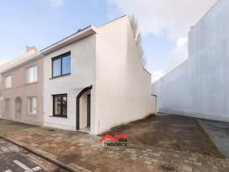 mooie instapklare woning 3 slaapkamers!