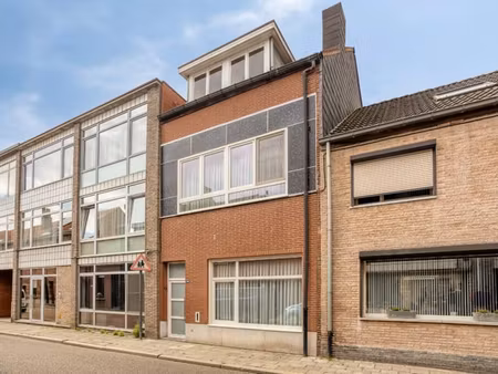 ruime stadswoning met zuidwest tuin te herentals