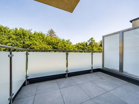 appartement neuf 2 ch avec terrasses et parkings à athus