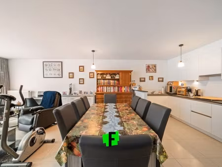 moderne et excellent appartement entretiené sur la nieuwpoo…