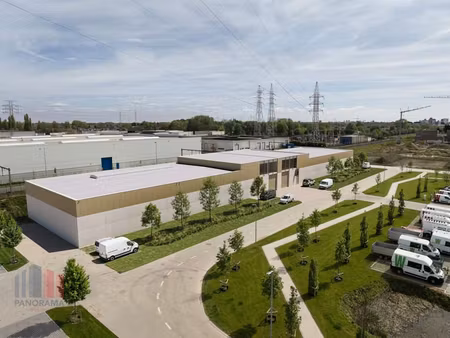 nieuwbouw loods van 1.155 m² met kantoor van 315 m² te ko...
