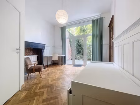 chambre étudiante à louer à tournai