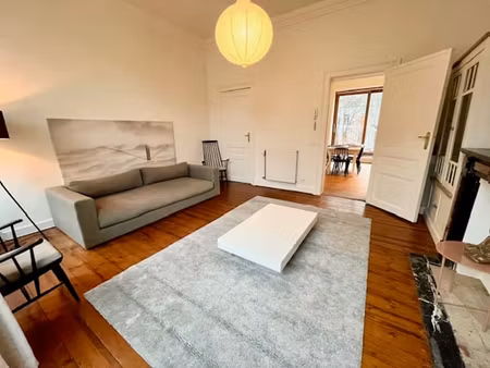 quartier européen : triplex 3 ch terrasse rénové