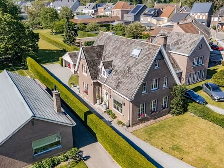 karaktervolle villa in het charmante schellebelle met grote