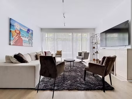 avenue armand huysmans : appartement meublé 2 chambres avec