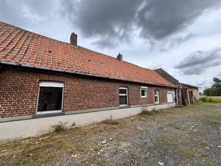 maison à rénover avec grange