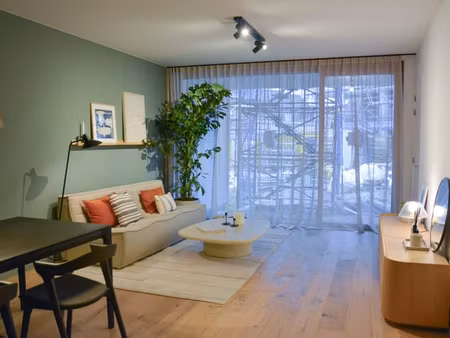 f0.02. nouveau bâtiment spacieux roeselare