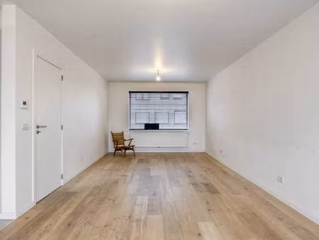 maison rénovée de 3 pièces à vendre à beveren-leie