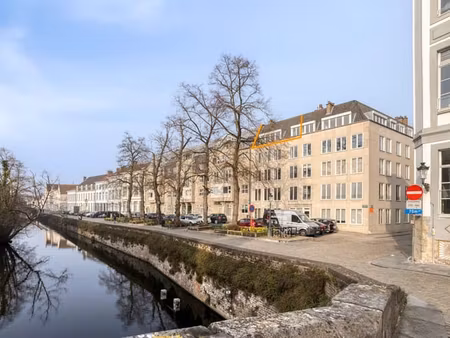 brugge centrum: luxueus app. met 3 slpks  terras en zicht...