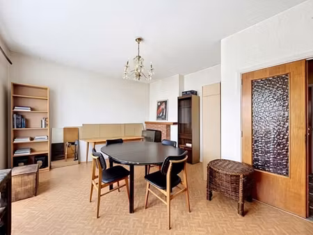 appartement 2ch à rénover + garage - auderghem