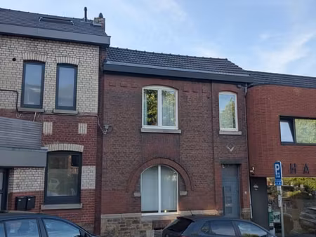 agréable maison 2-3 ch jardin dans le quartier du laveu