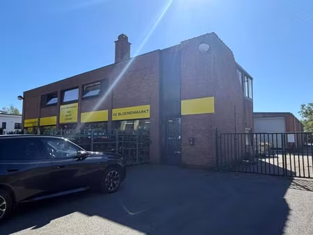 bâtiment professionel à vendre!