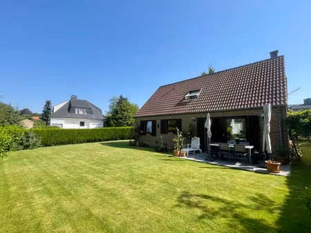 villa de 130m² sur 6 ares 70 ca dans clos résidentiel