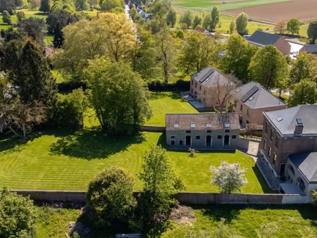 maison de maître rénovée avec dépendance