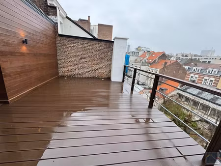 superbe penthouse de caractère au coeur de la plus belle ...