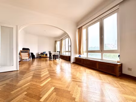 beau deux chambre de 122 m² - cambre/ulb