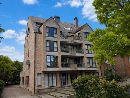bemeubeld appartement aan de hooiplaats in genk